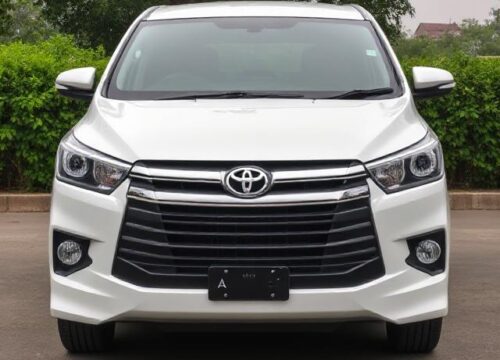 Toyota Innova Crysta 6 Seater